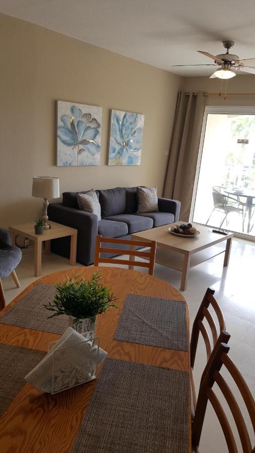 Regina Gardens 205 Block 7 Apartamento Pafos Exterior foto